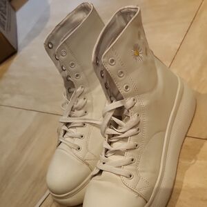 Women's High-Top Sneakers